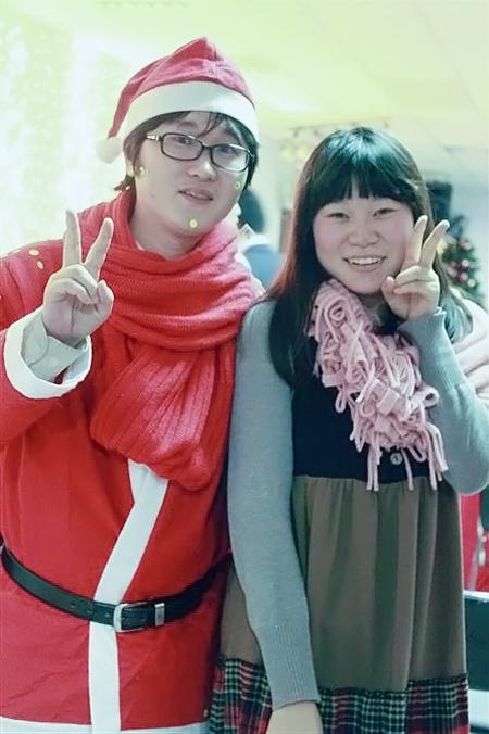 韓國人教堂圣誕節活動化妝